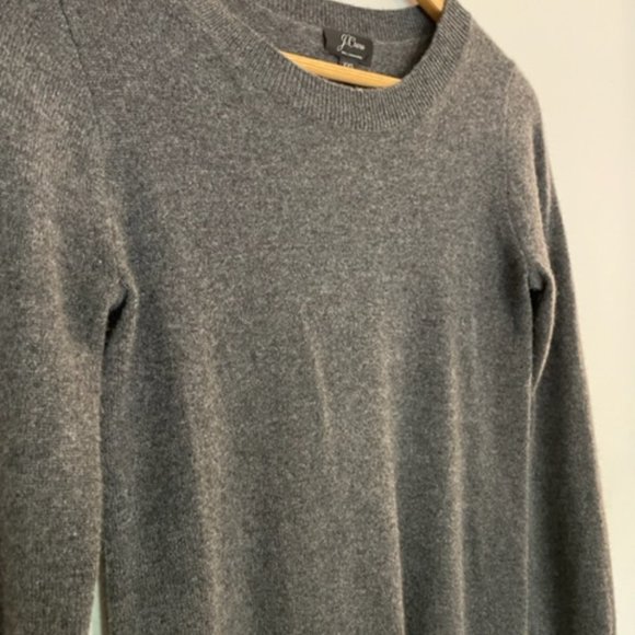 New J. Crew 100% Cashmere Long-Sleeve Crewneck Sweater XXS Grey - Picture 4 of 7